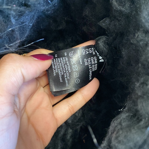 H&M Knit & Faux Fur Hat - Picture 4 of 5